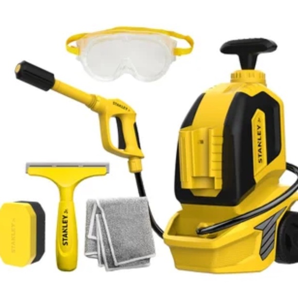 Stanley Jr. Water Pressure Cleaning Set 5 Pieces Kids Toy Ages 3+ New In Package - Picture 9 of 9